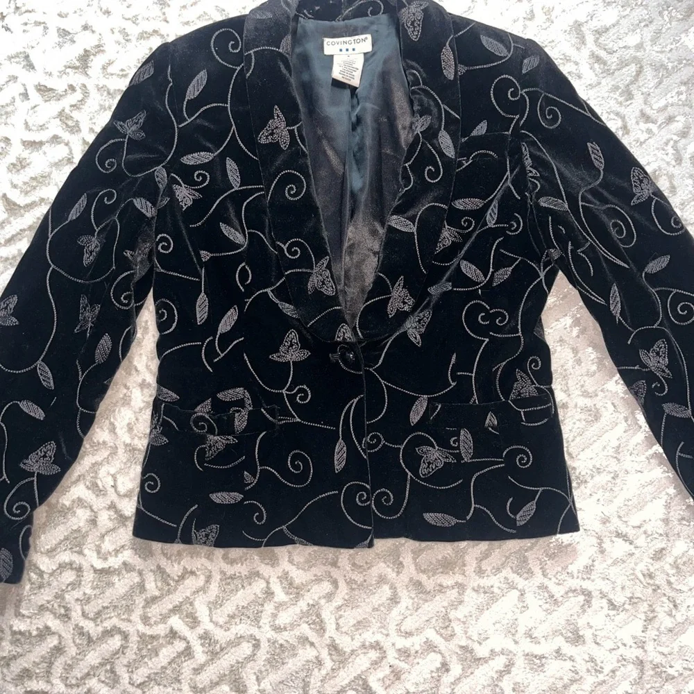 Covington fancy Black and Silver Embroidered velvet Blazer jeweled button - Picture 1 of 4